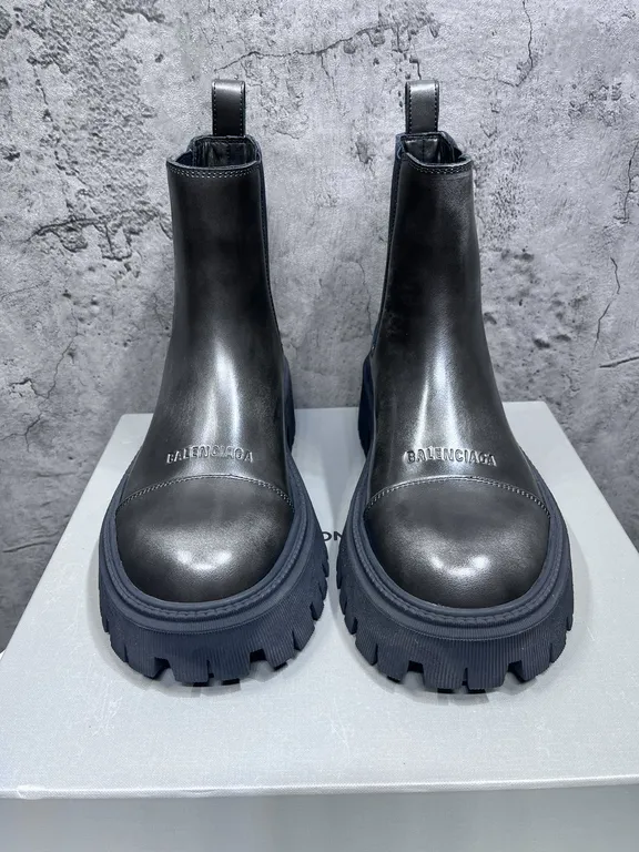 Balenciaga Shoe 